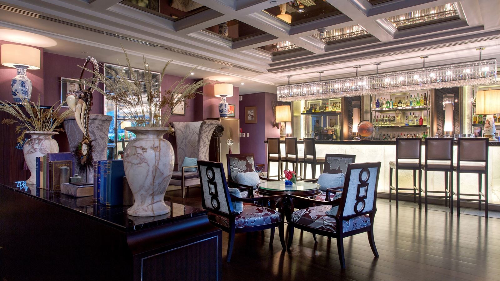 restaurants-sapphire-bar