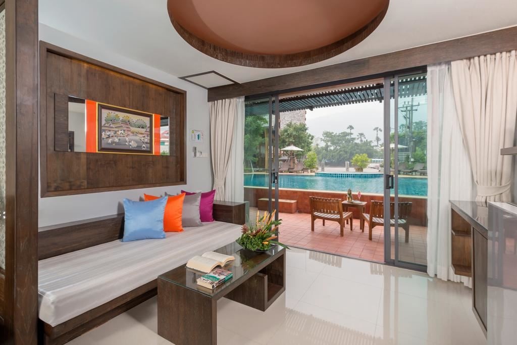 rooms-grand-deluxe-pool-access