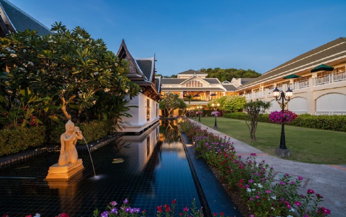 general-main-building