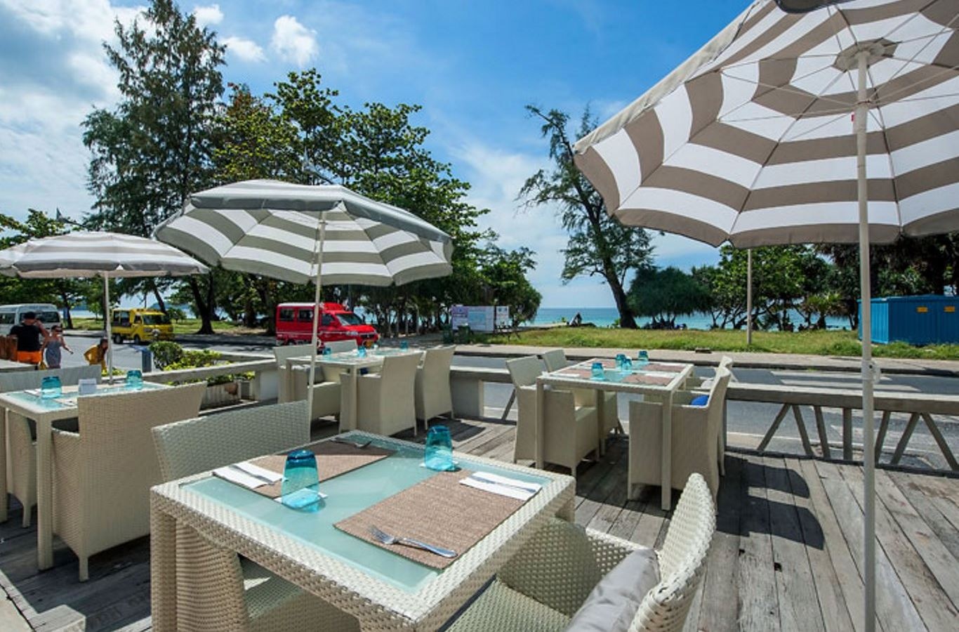 restaurants-restaurants