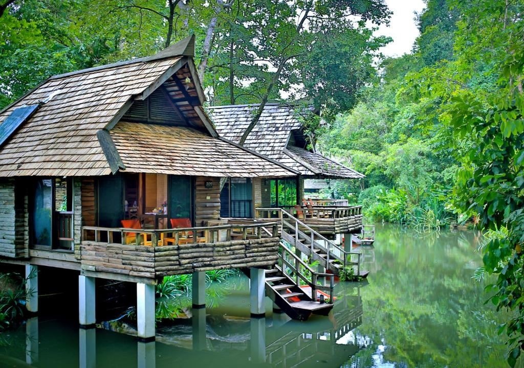 rooms-brook-side-room