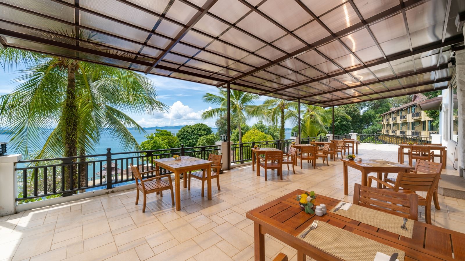 restaurants-pano-restaurant