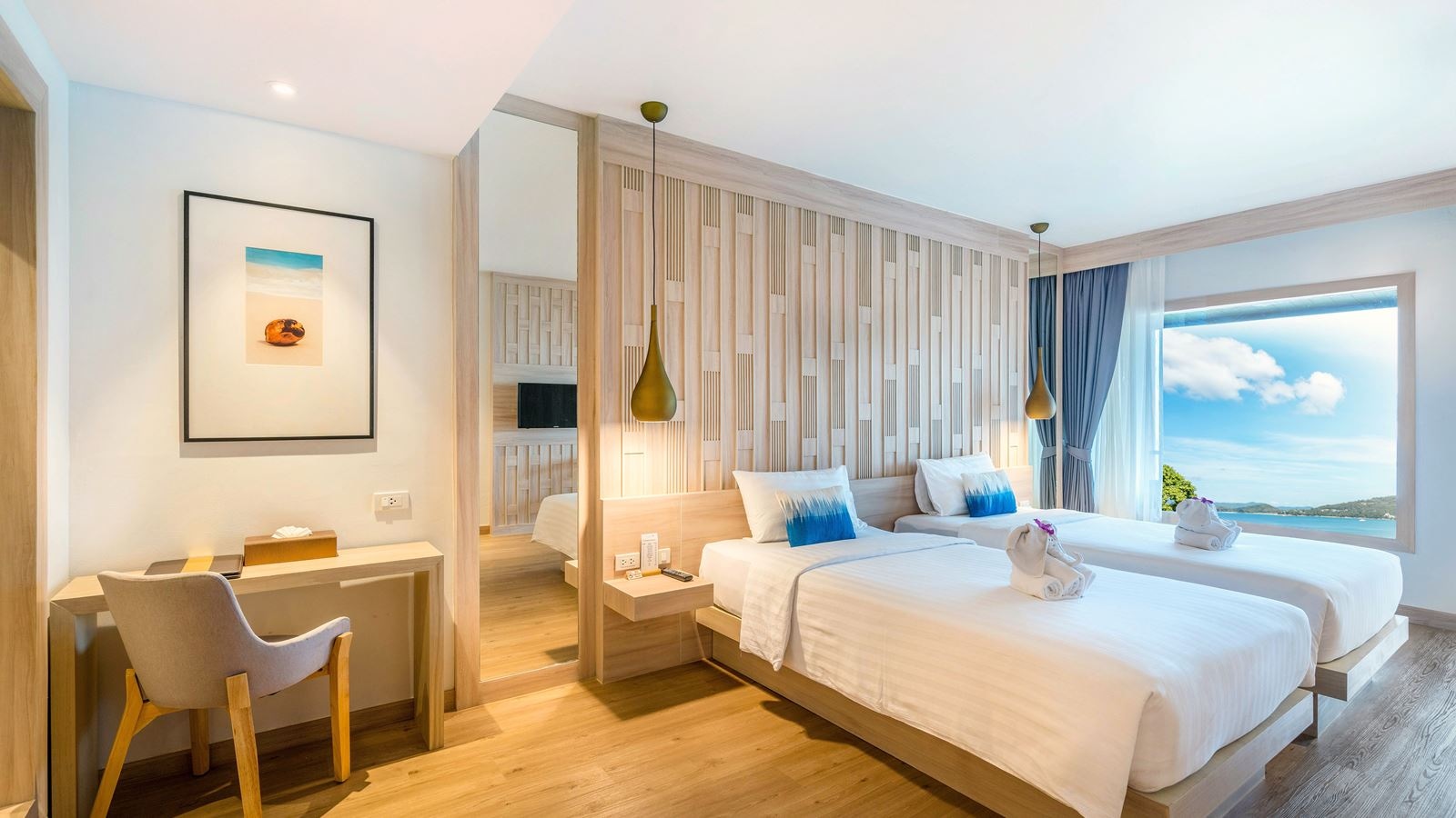 rooms-deluxe-sea-view