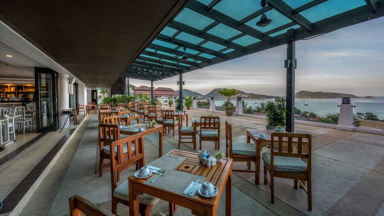 restaurants-blue-horizons