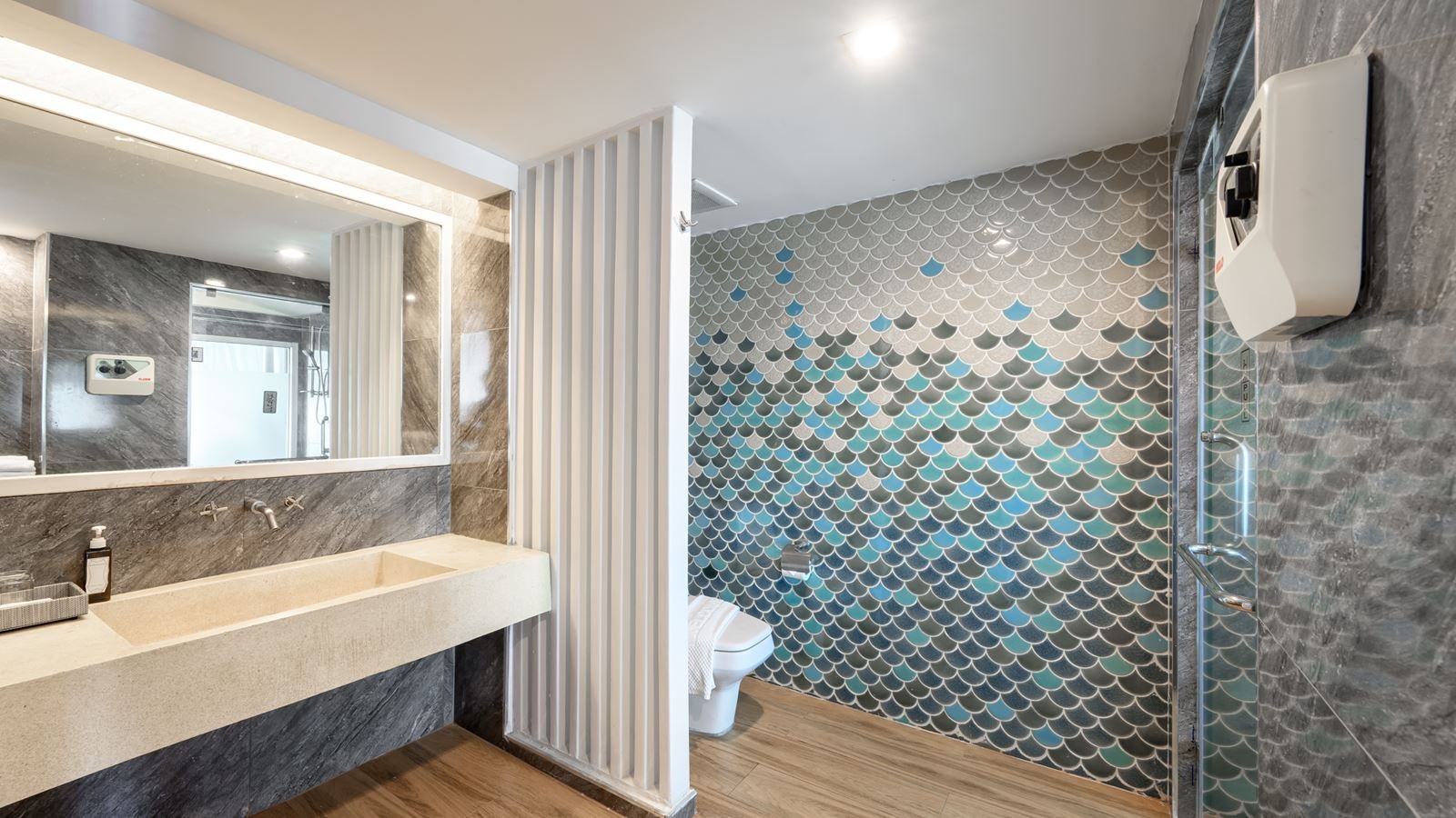 rooms-grand-deluxe-honeymoon