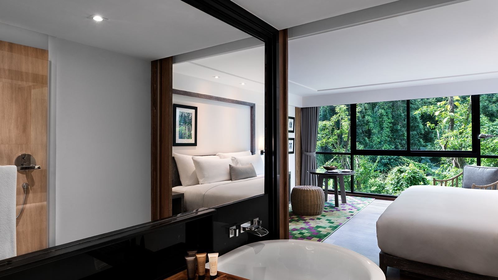 rooms-mountain-view-room