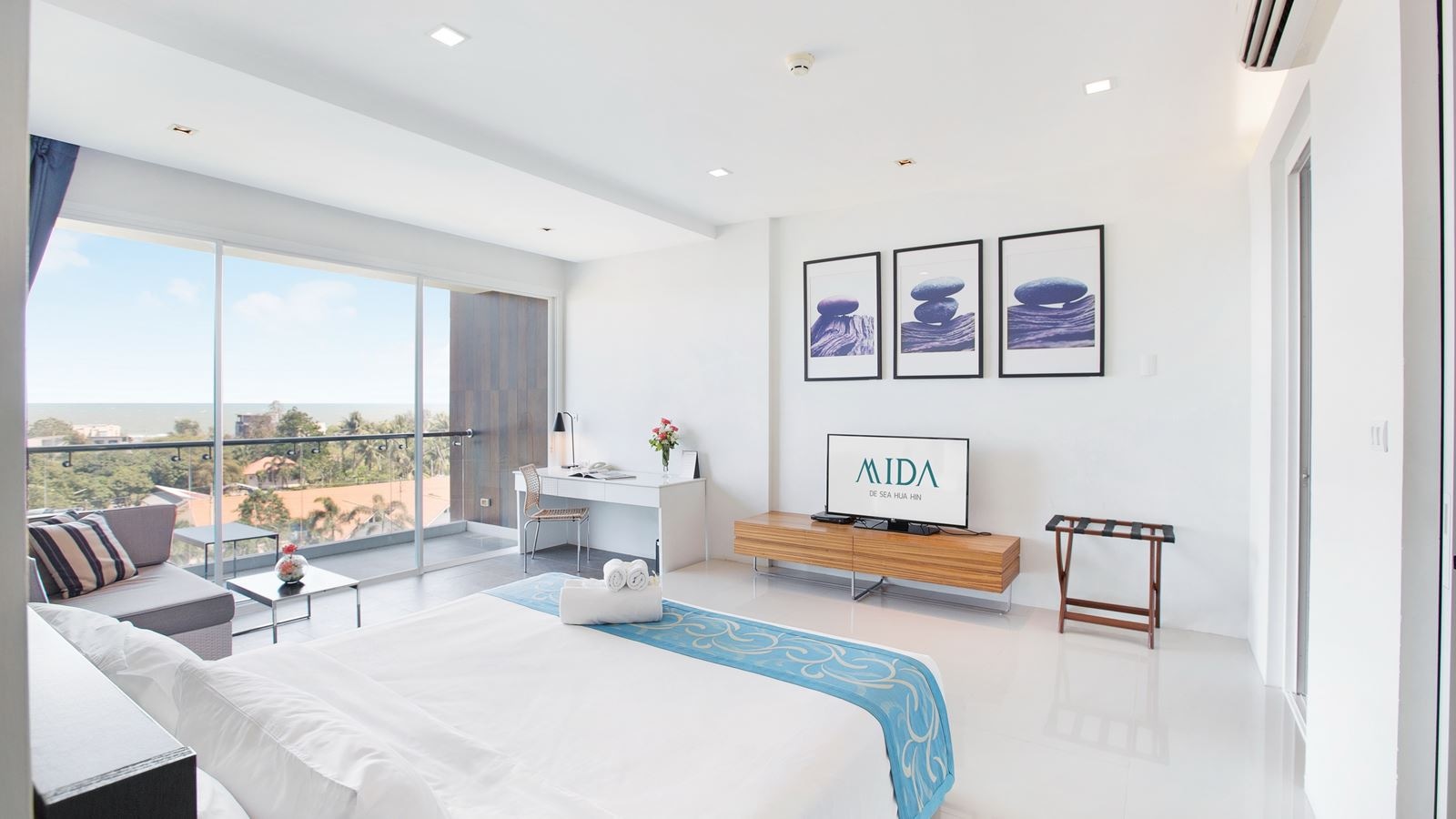 rooms-deluxe-2-bedrooms-family