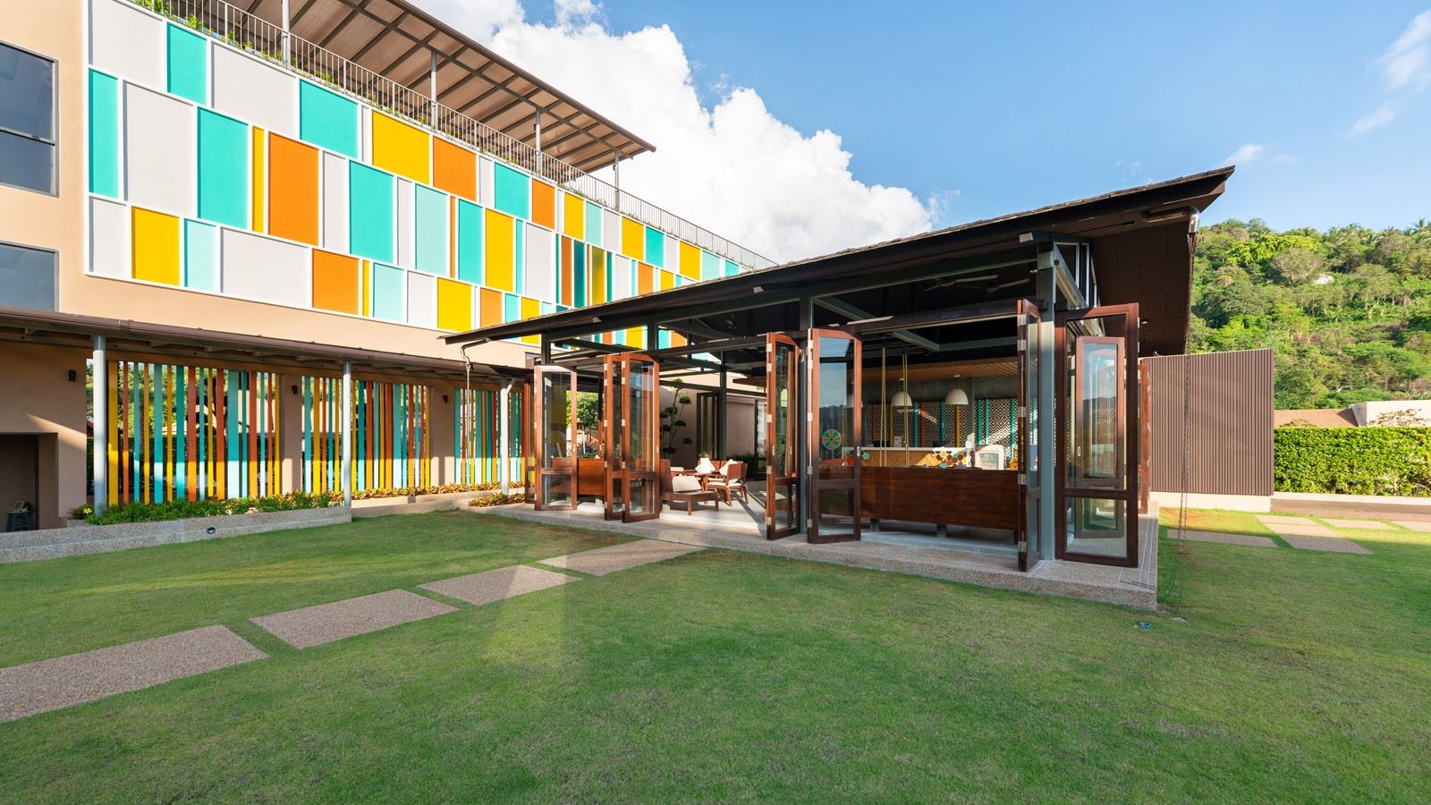 general-main-building