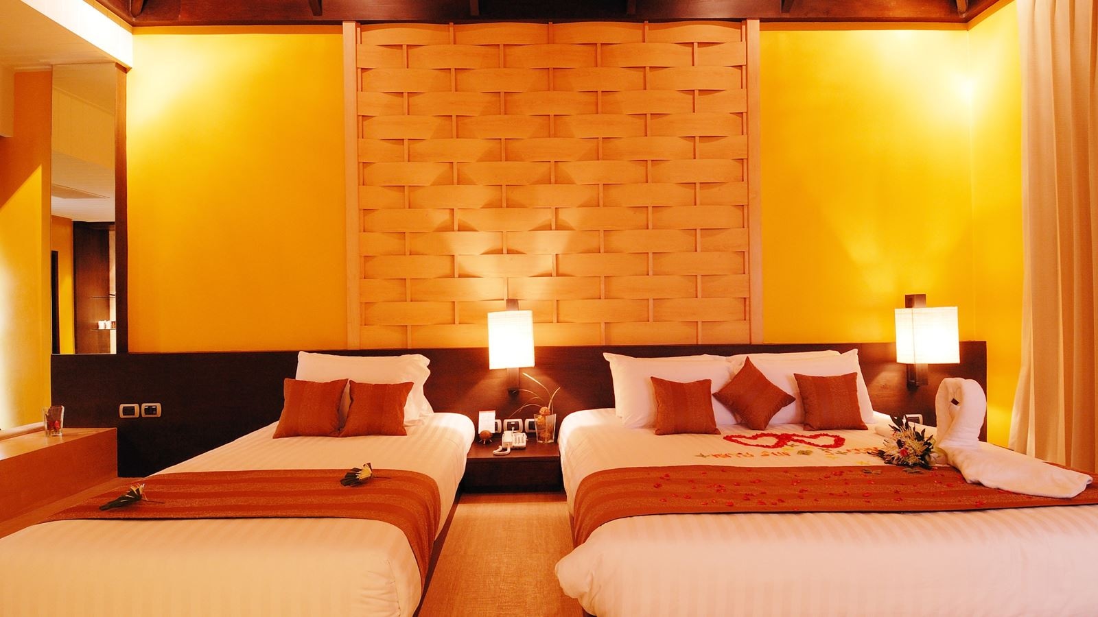 rooms-villa-with-garden-view