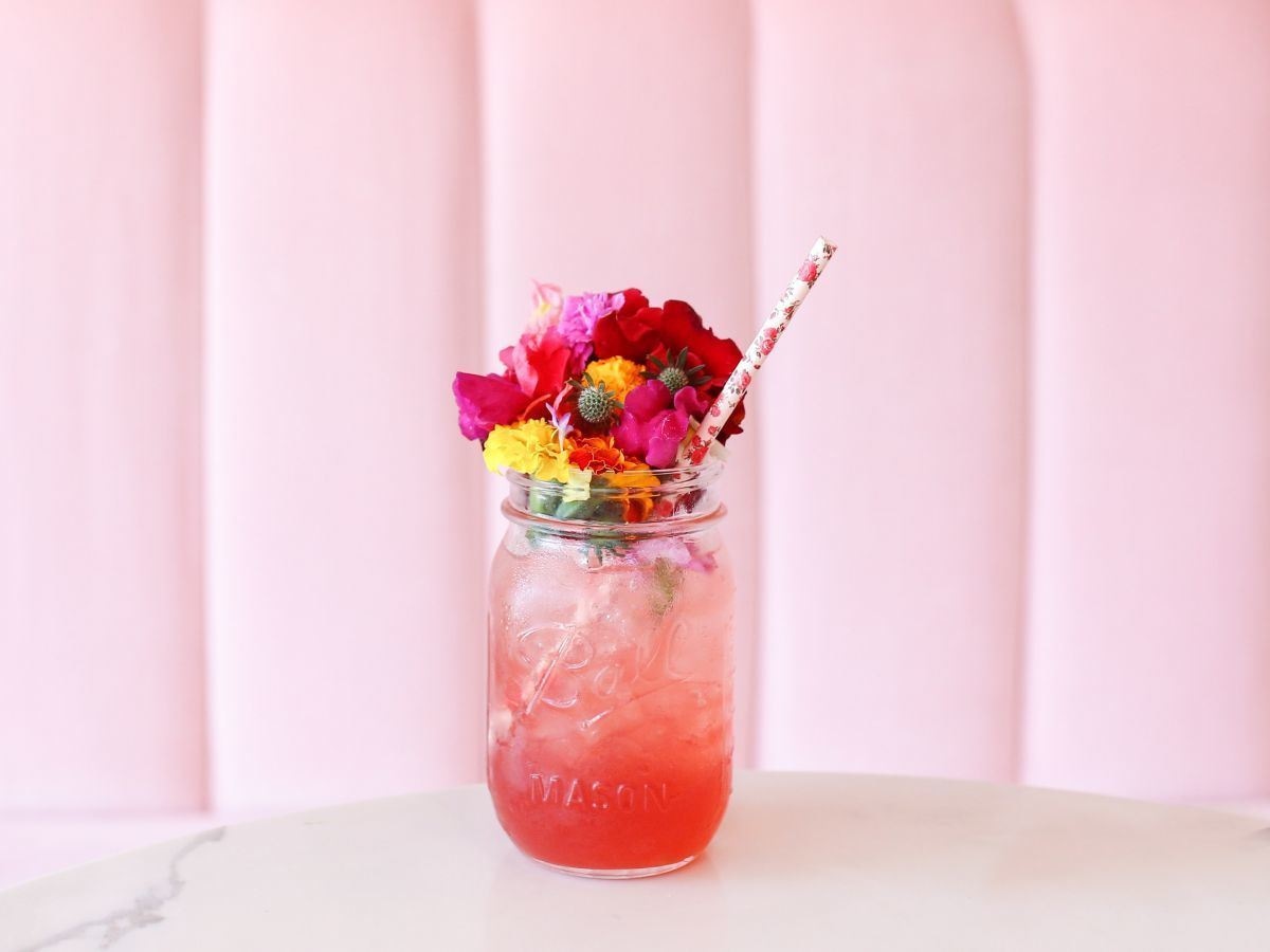 bars-tropical-lobby-lounge