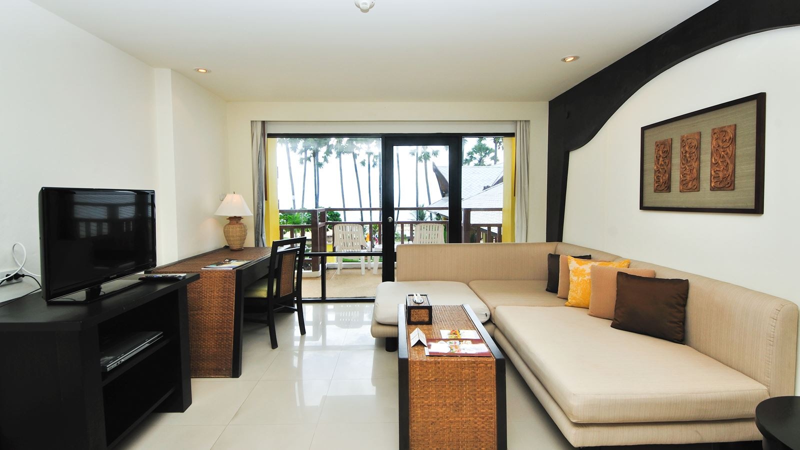 rooms-executive-suite