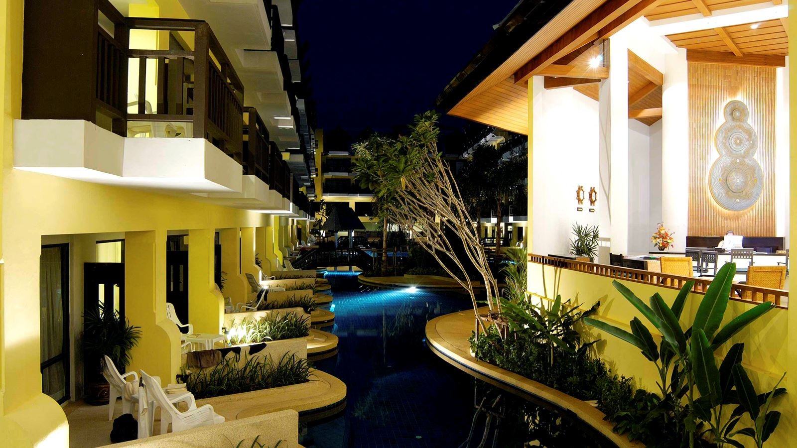 general-main-building