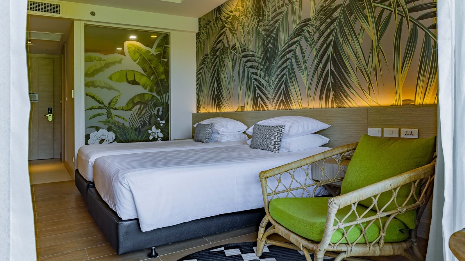 rooms-family-2-bedroom-suite