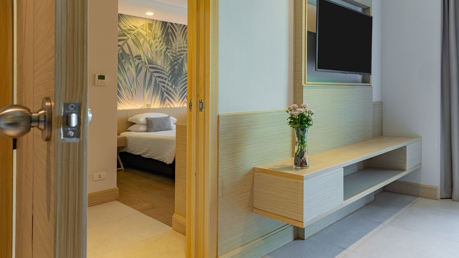 rooms-family-2-bedroom-suite