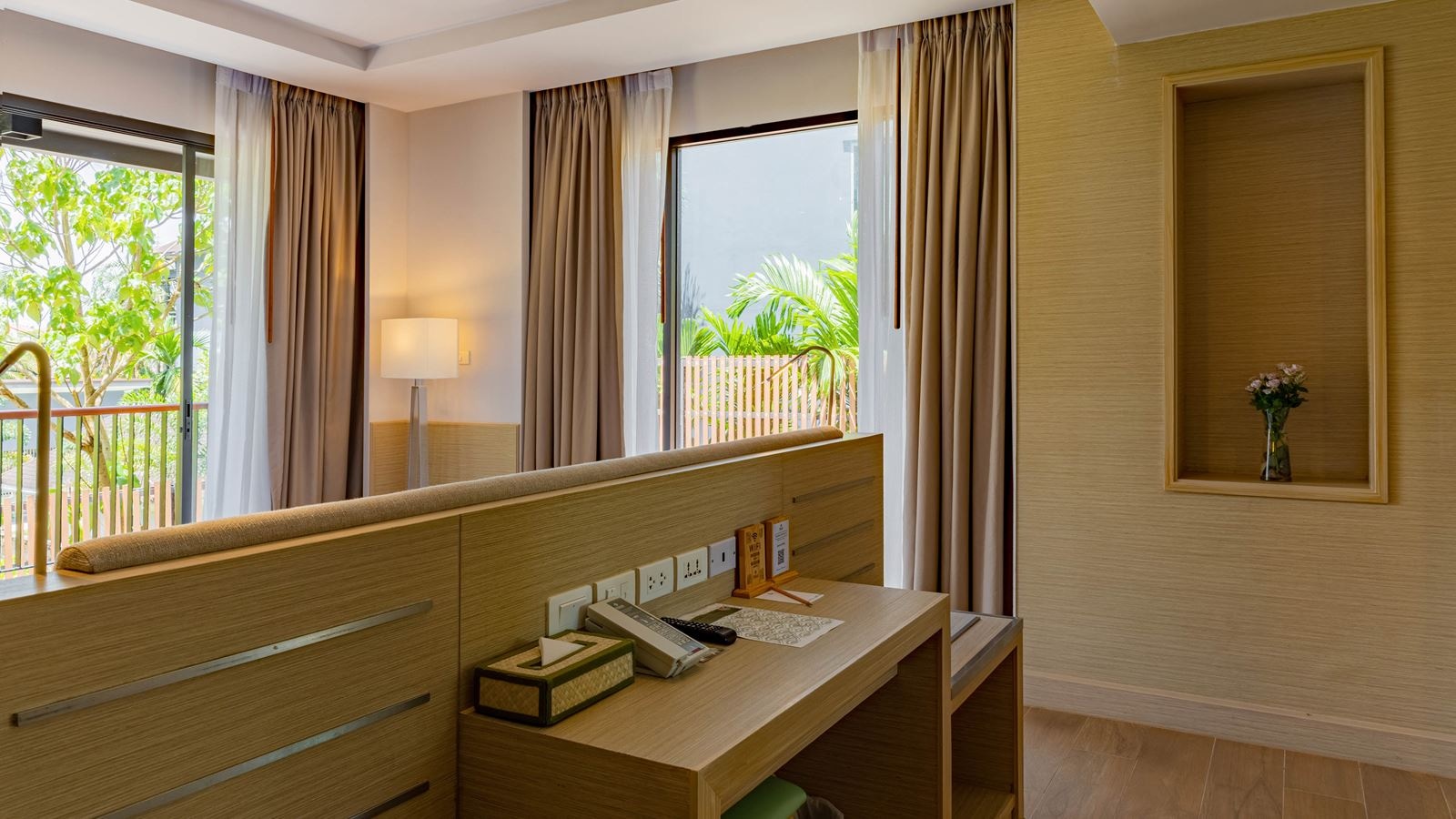 rooms-family-2-bedroom-suite