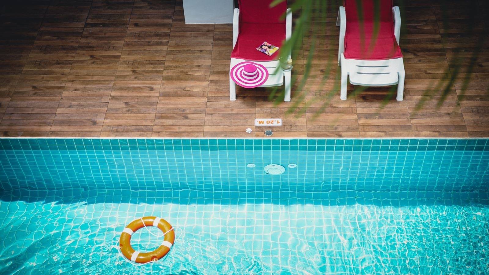 pools-indoor-pool