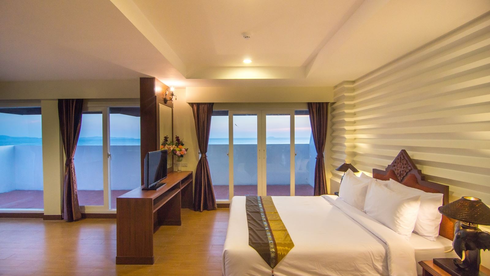 rooms-heritage-sky-beach-suite