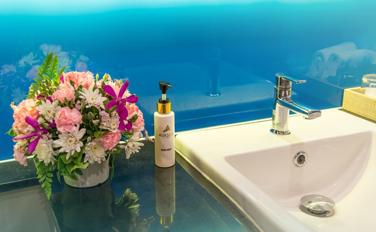 rooms-deluxe-sea-view