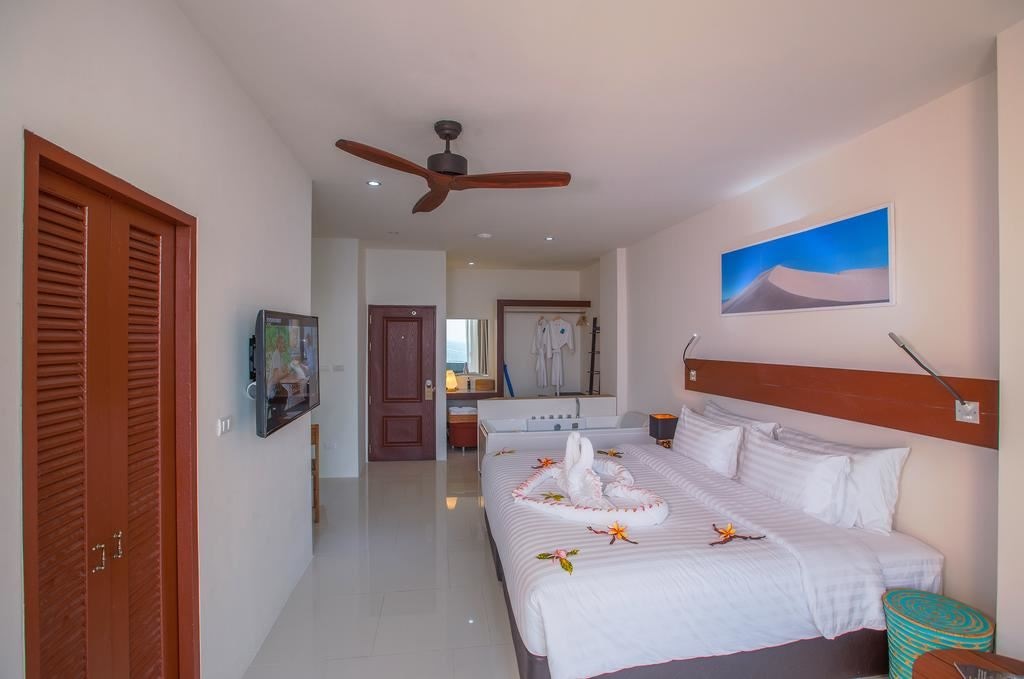 rooms-honeymoon-pool-access-jacuzzi