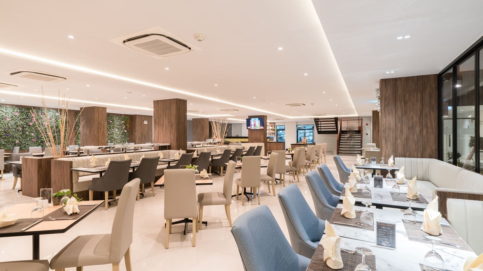 restaurants-the-square-restaurant