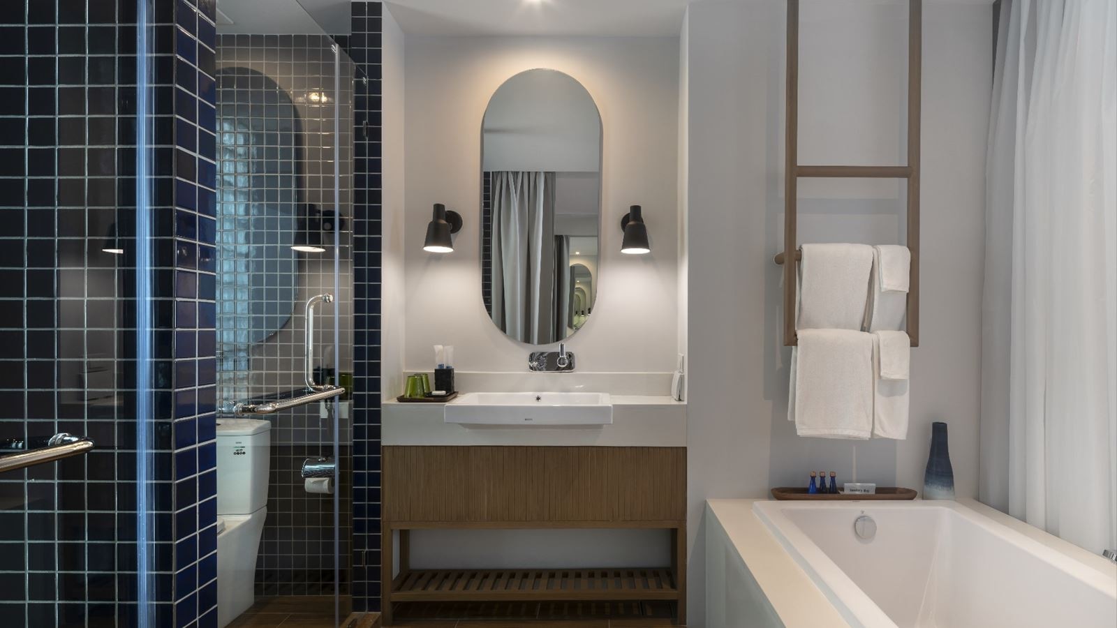 rooms-deluxe-sea-view