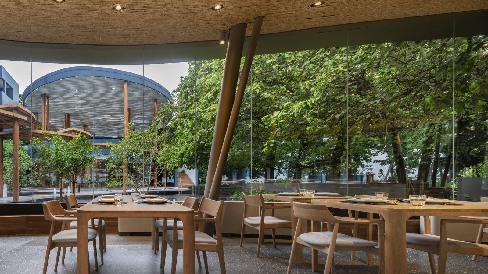 restaurants-meen-restaurant