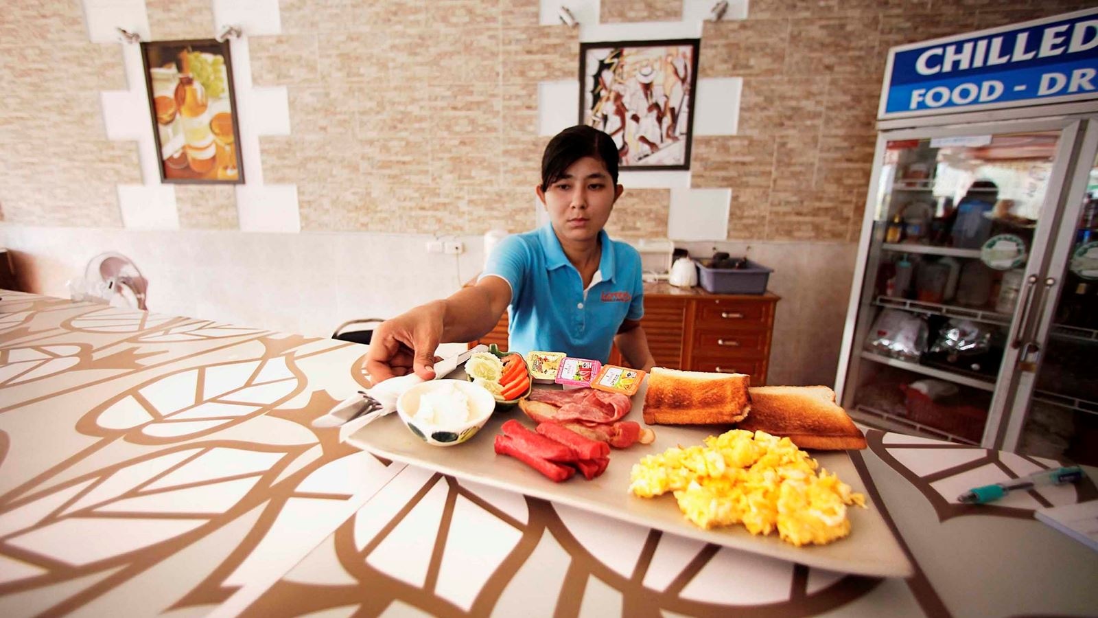 restaurants-lotus-cafe-restaurant