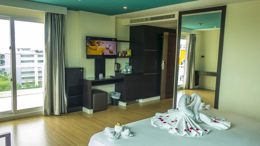 rooms-grand-premium-city-view