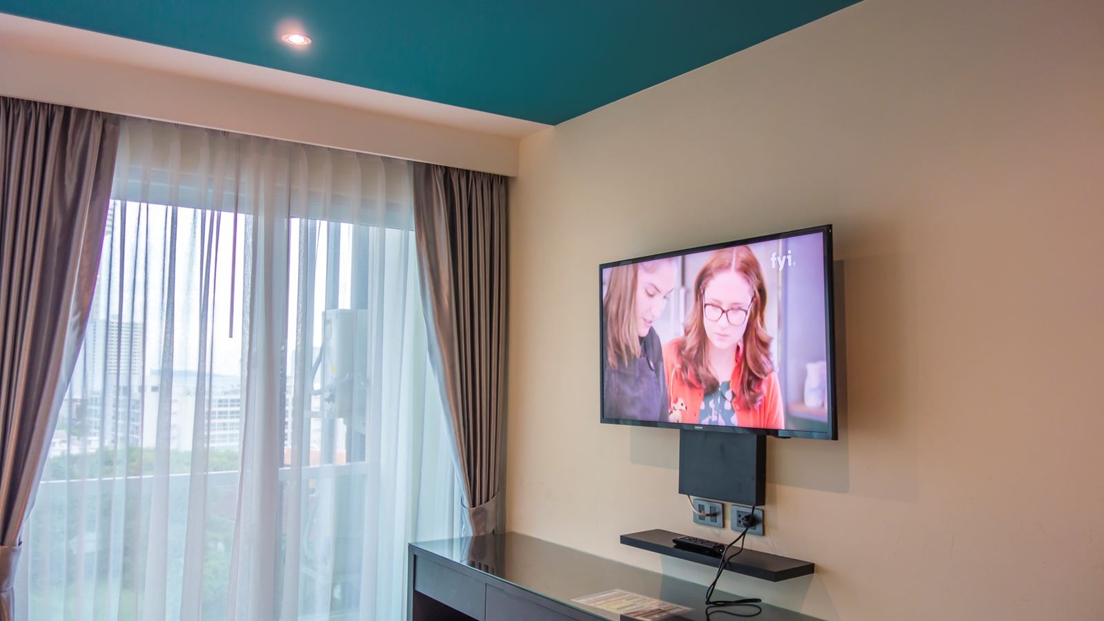 rooms-deluxe-city-view