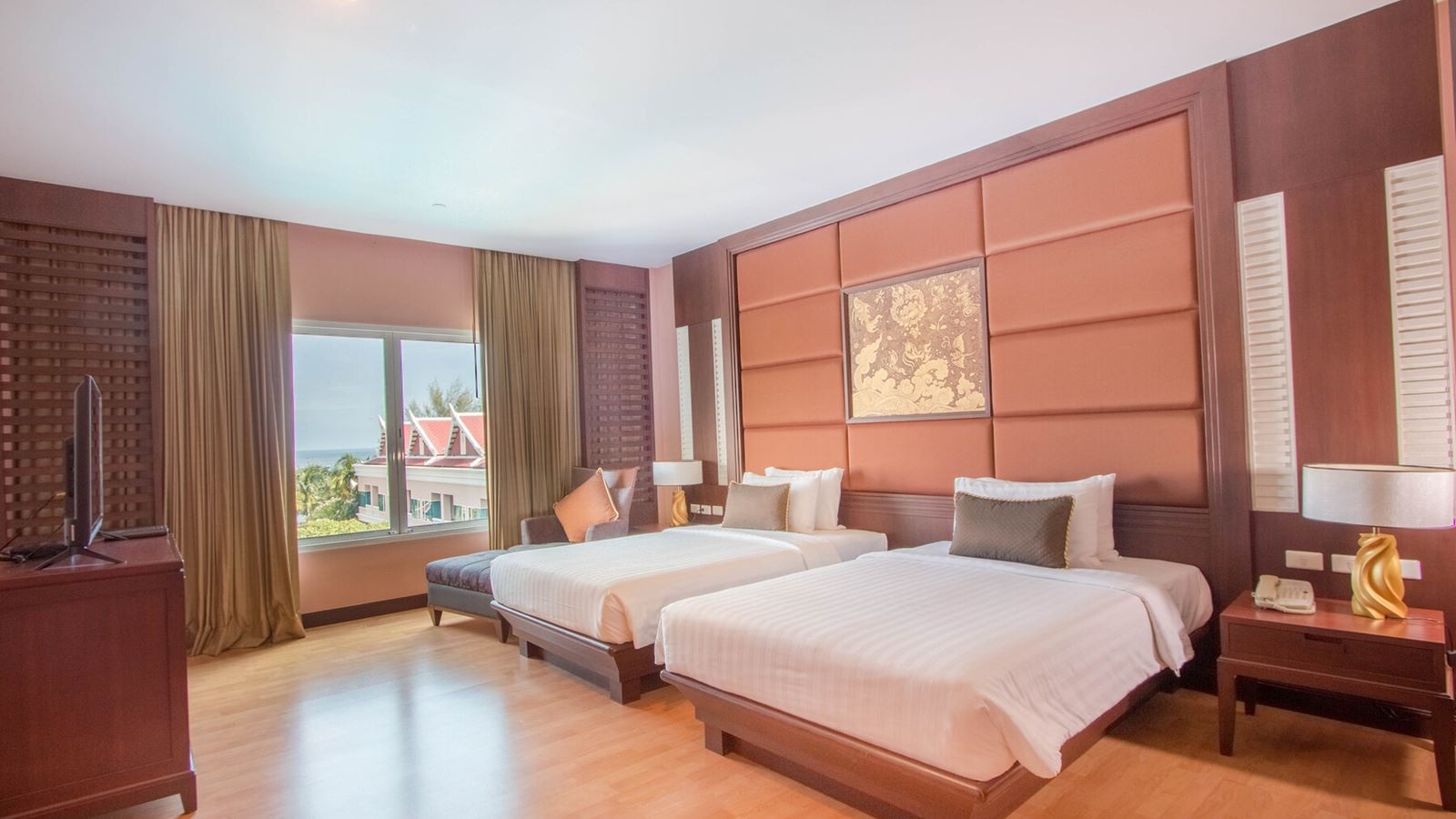 rooms-executive-suite