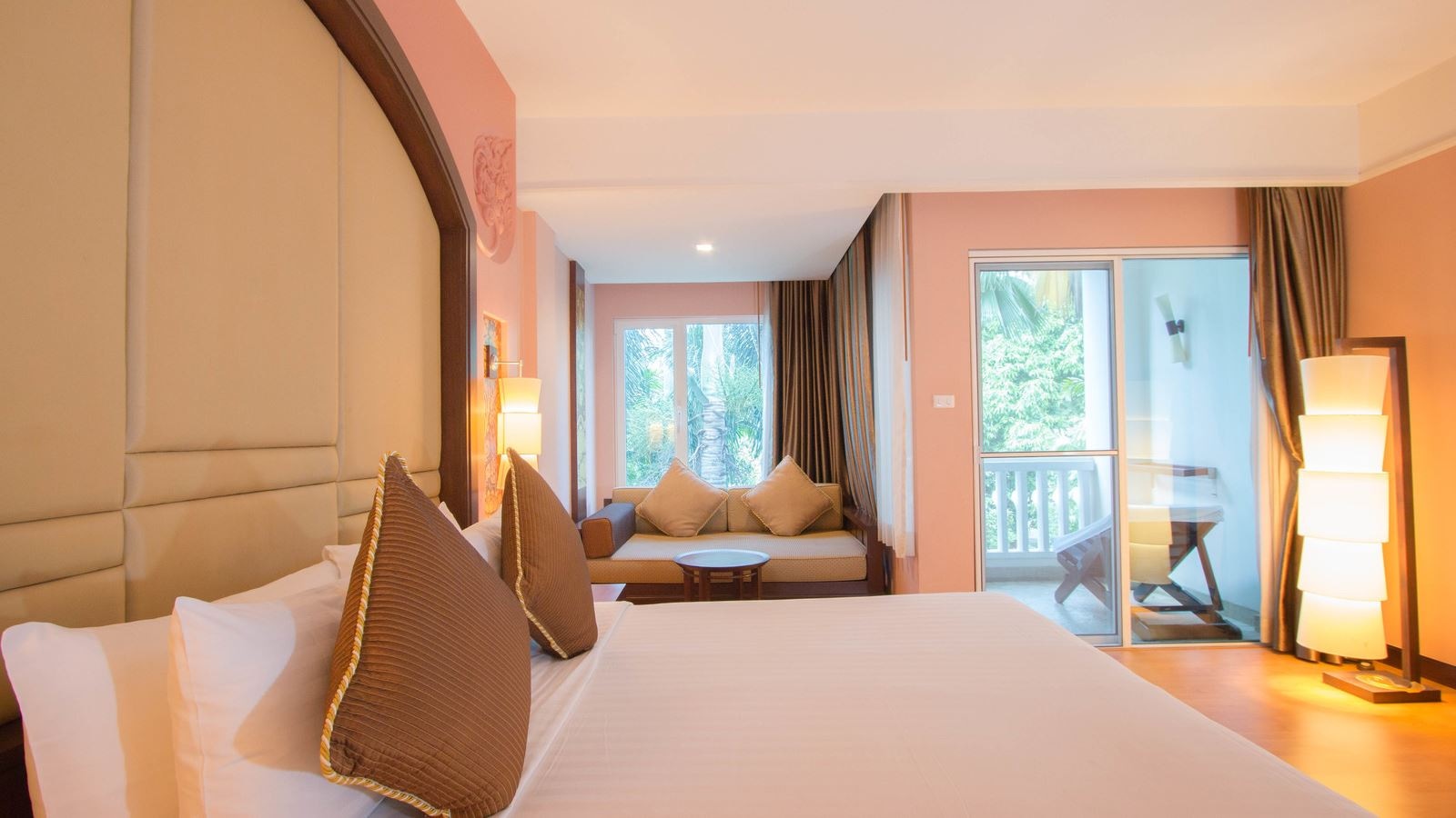 rooms-deluxe-garden-view