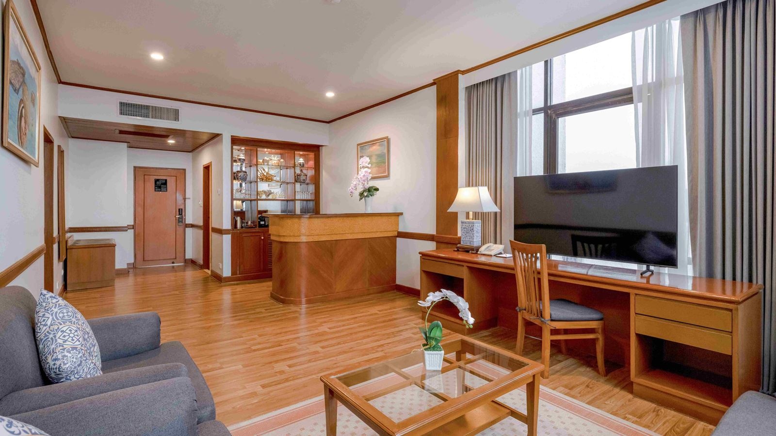 rooms-executive-suite