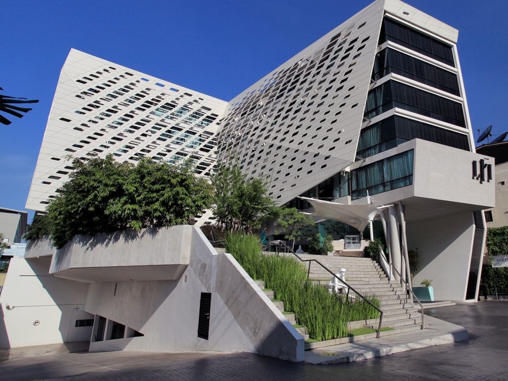 general-main-building