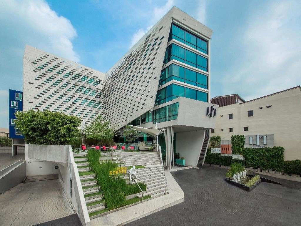 general-main-building