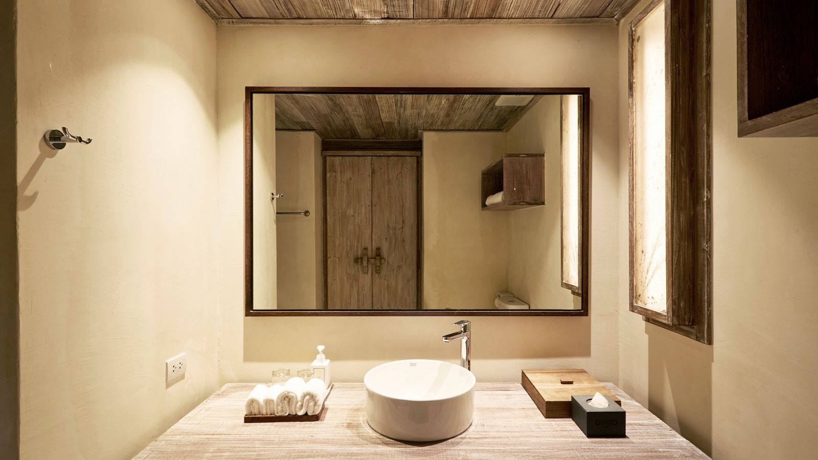 rooms-premium-city-view