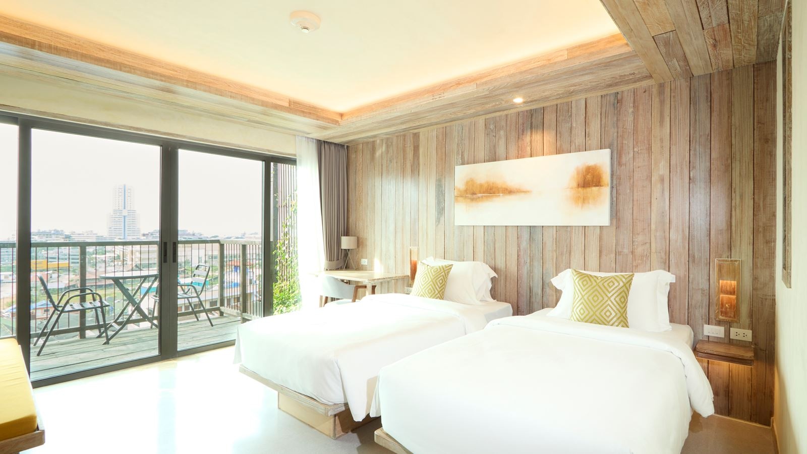 rooms-premium-city-view