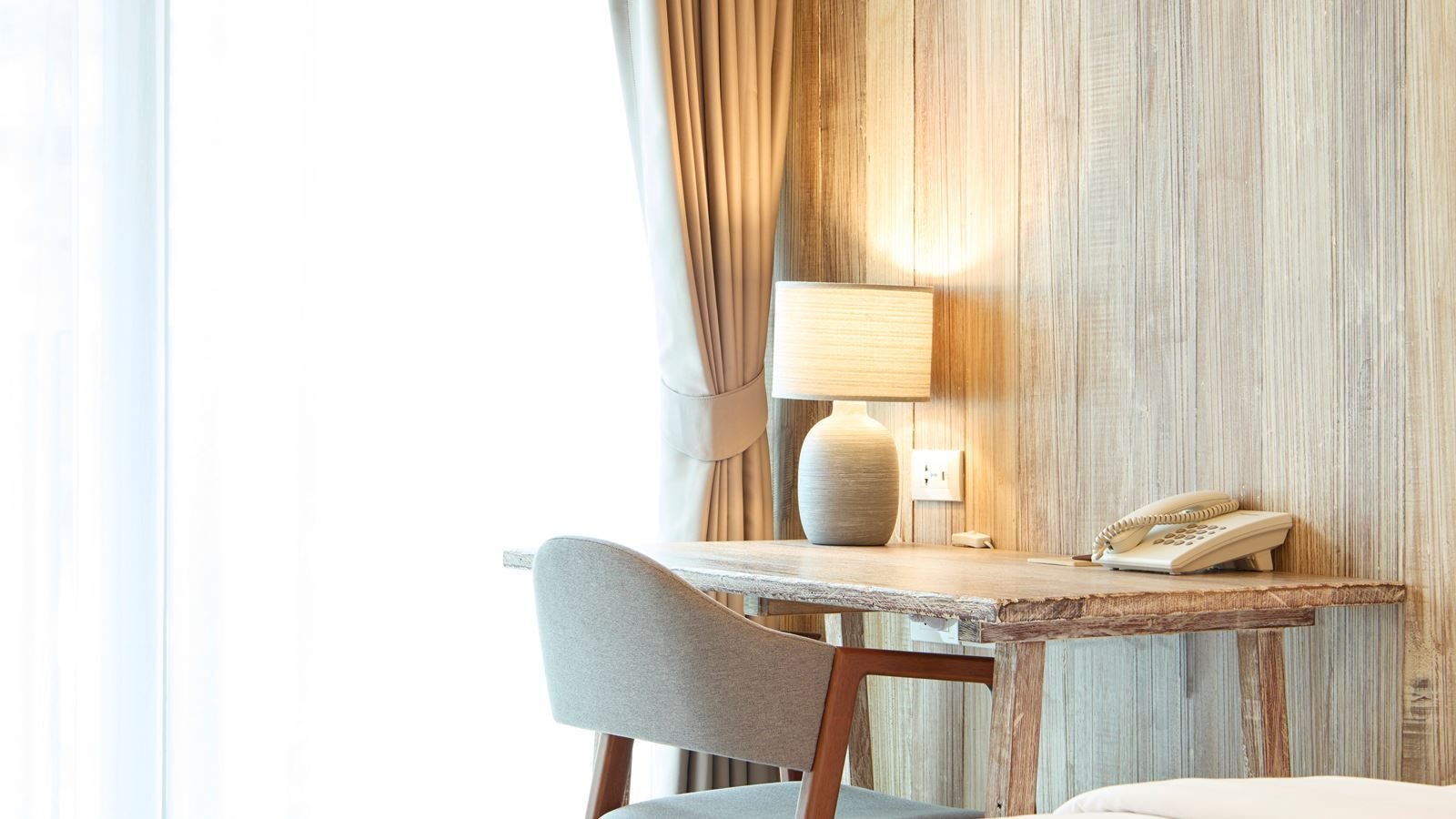 rooms-premium-city-view