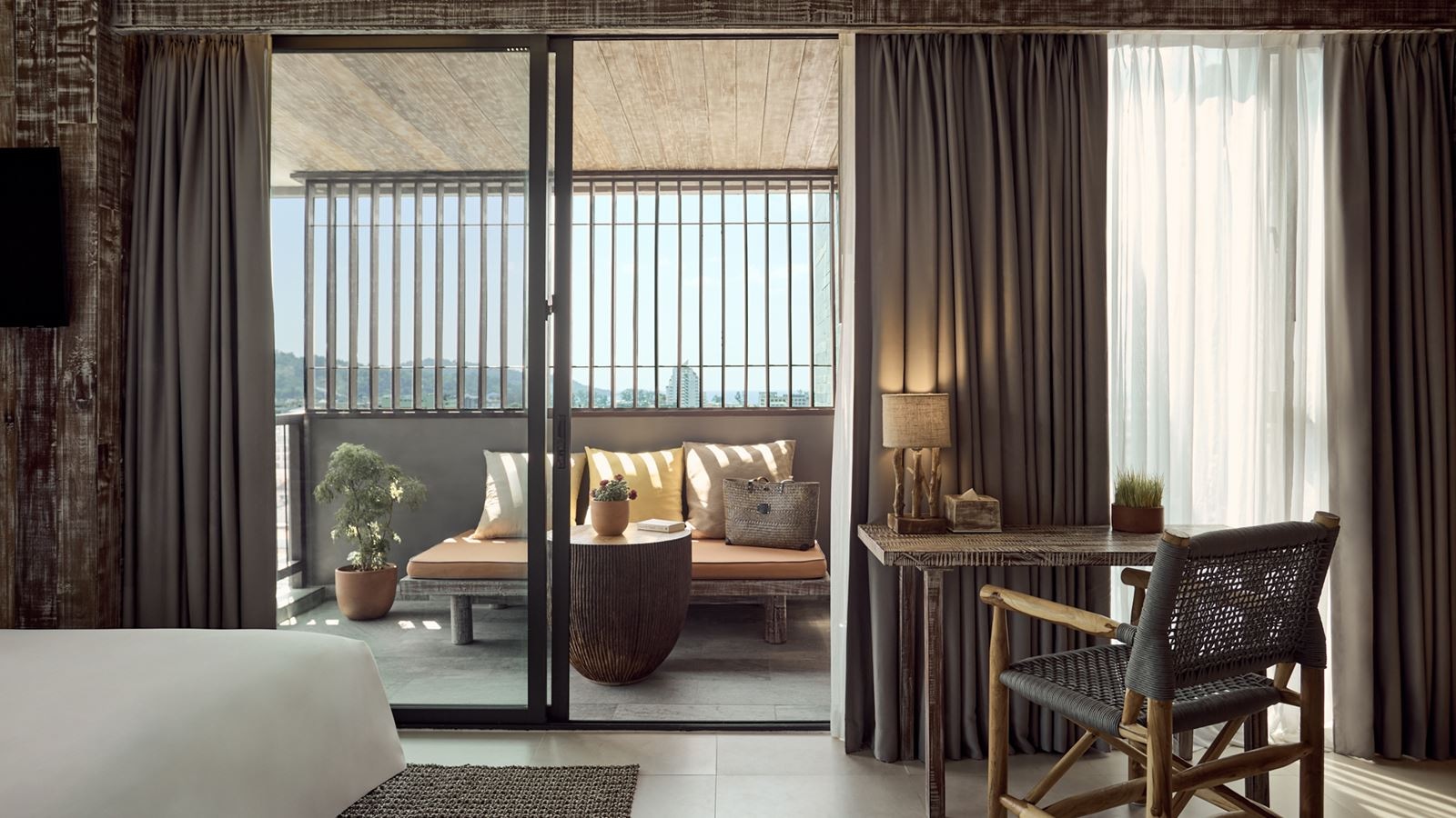 rooms-2-bedroooms-corner-suite