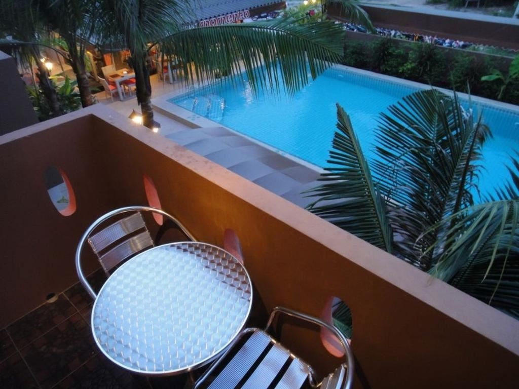 rooms-deluxe-double-room