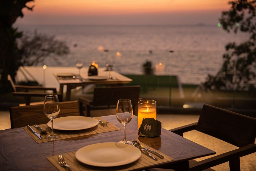 restaurants-zila-street-bistro-and-bar