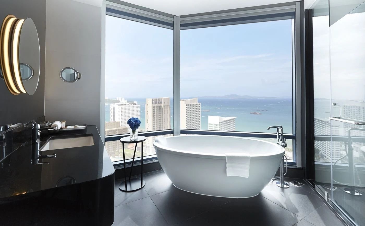 rooms-panoramic-suite-seaview