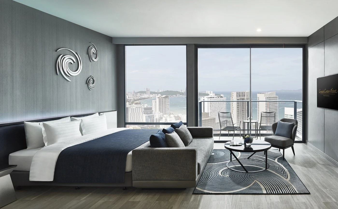 rooms-panoramic-suite-seaview