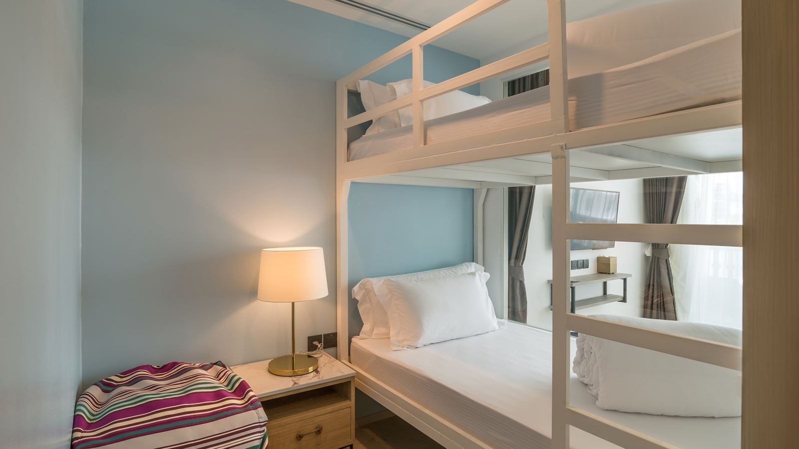 rooms-family-residence