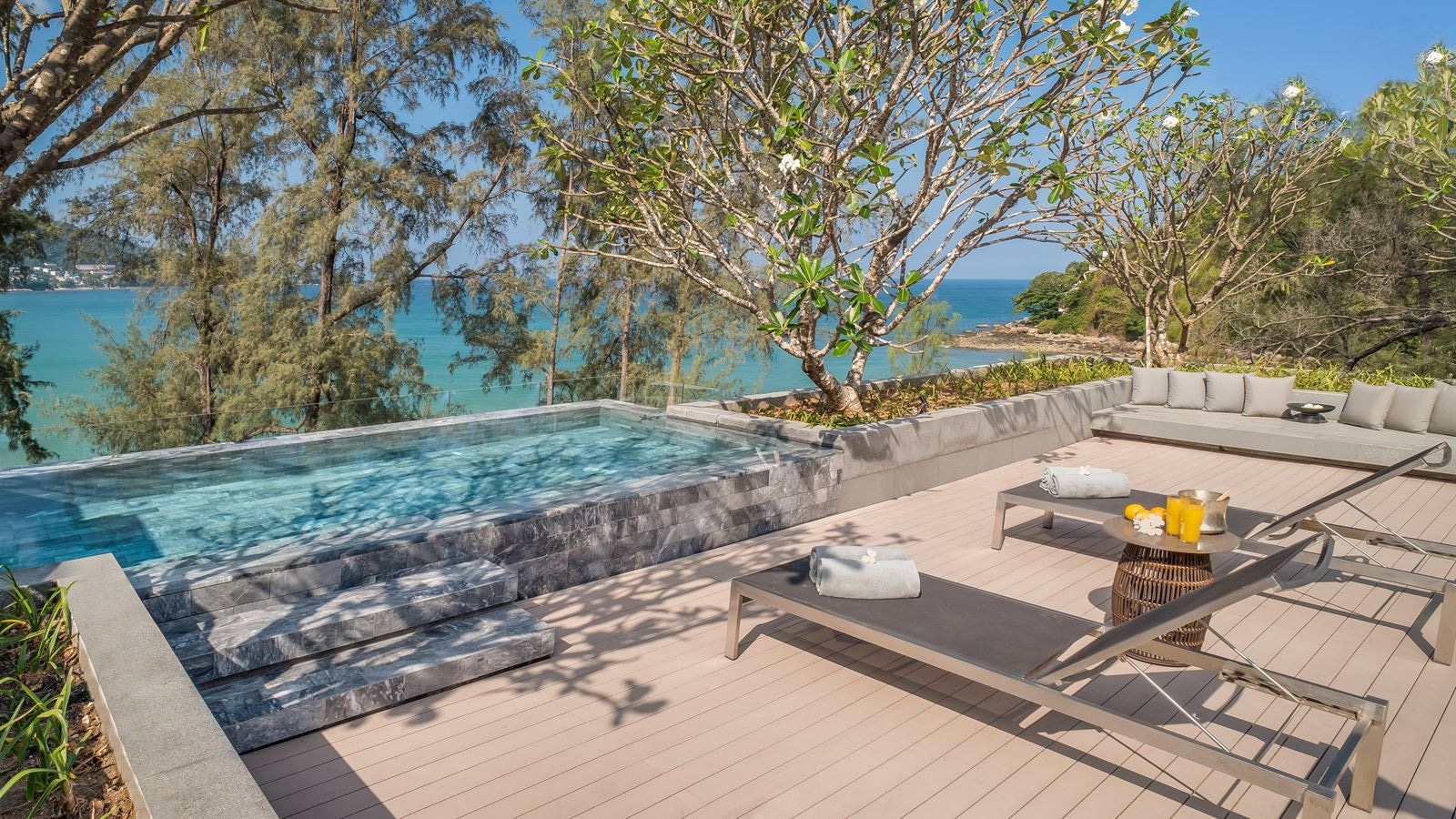 rooms-azure-sea-view-pool-penthouse-2bedroom