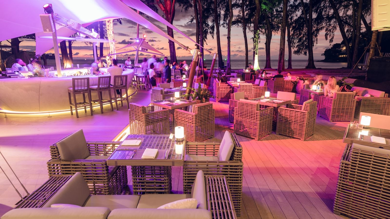 bars-hq-beach-lounge