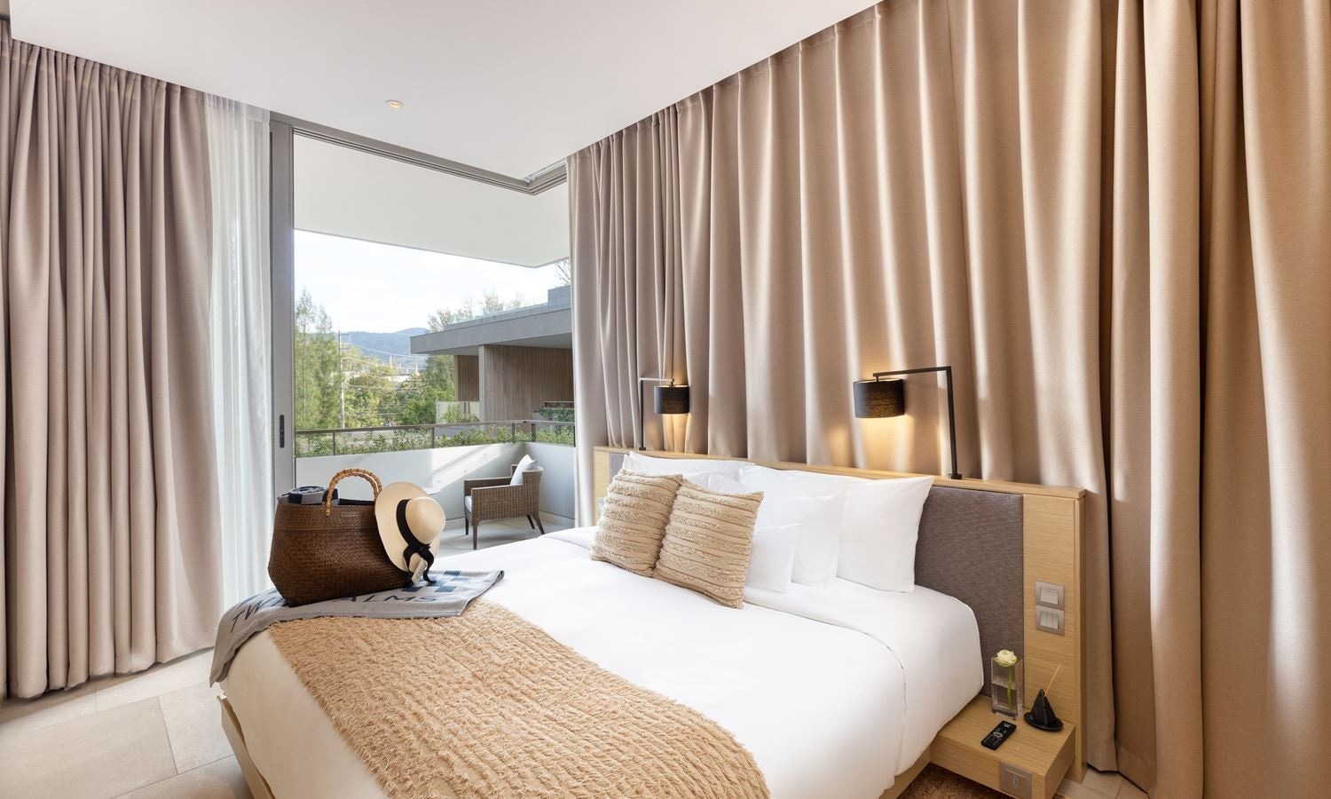 rooms-azure-pool-penthouse-2bedroom