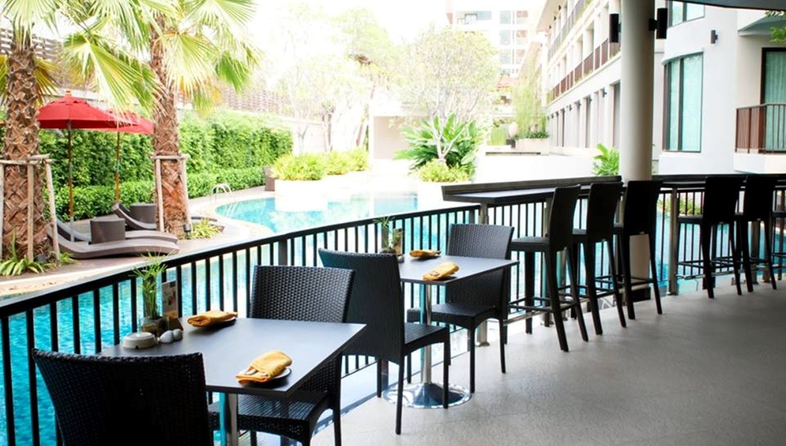 restaurants-medis-pizza--more