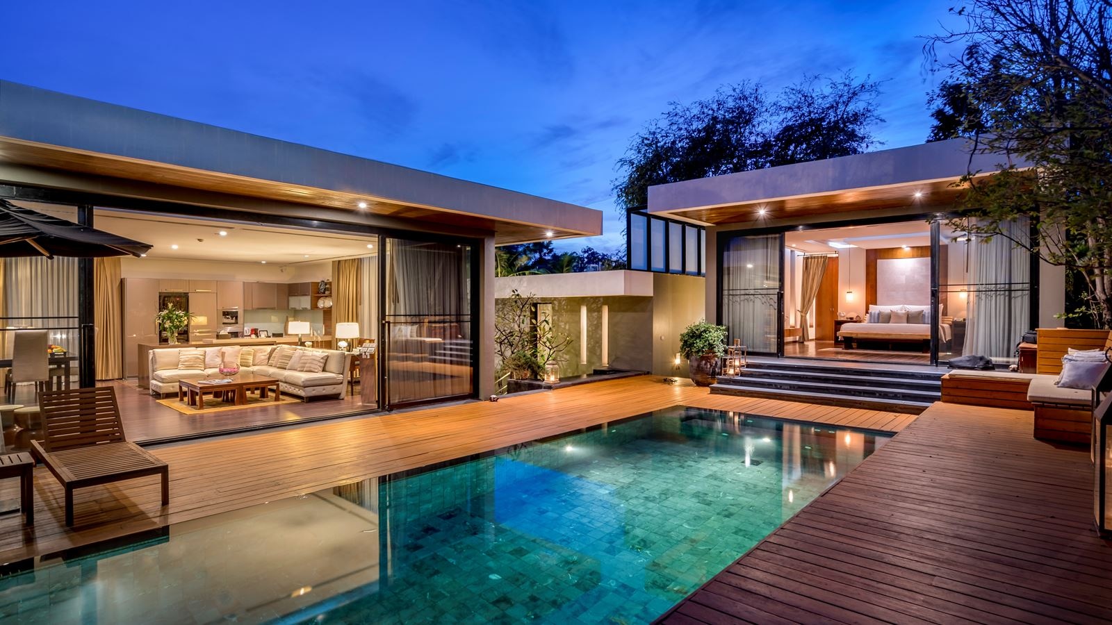 rooms-the-presidentail-beachfront-pool-villa-suite