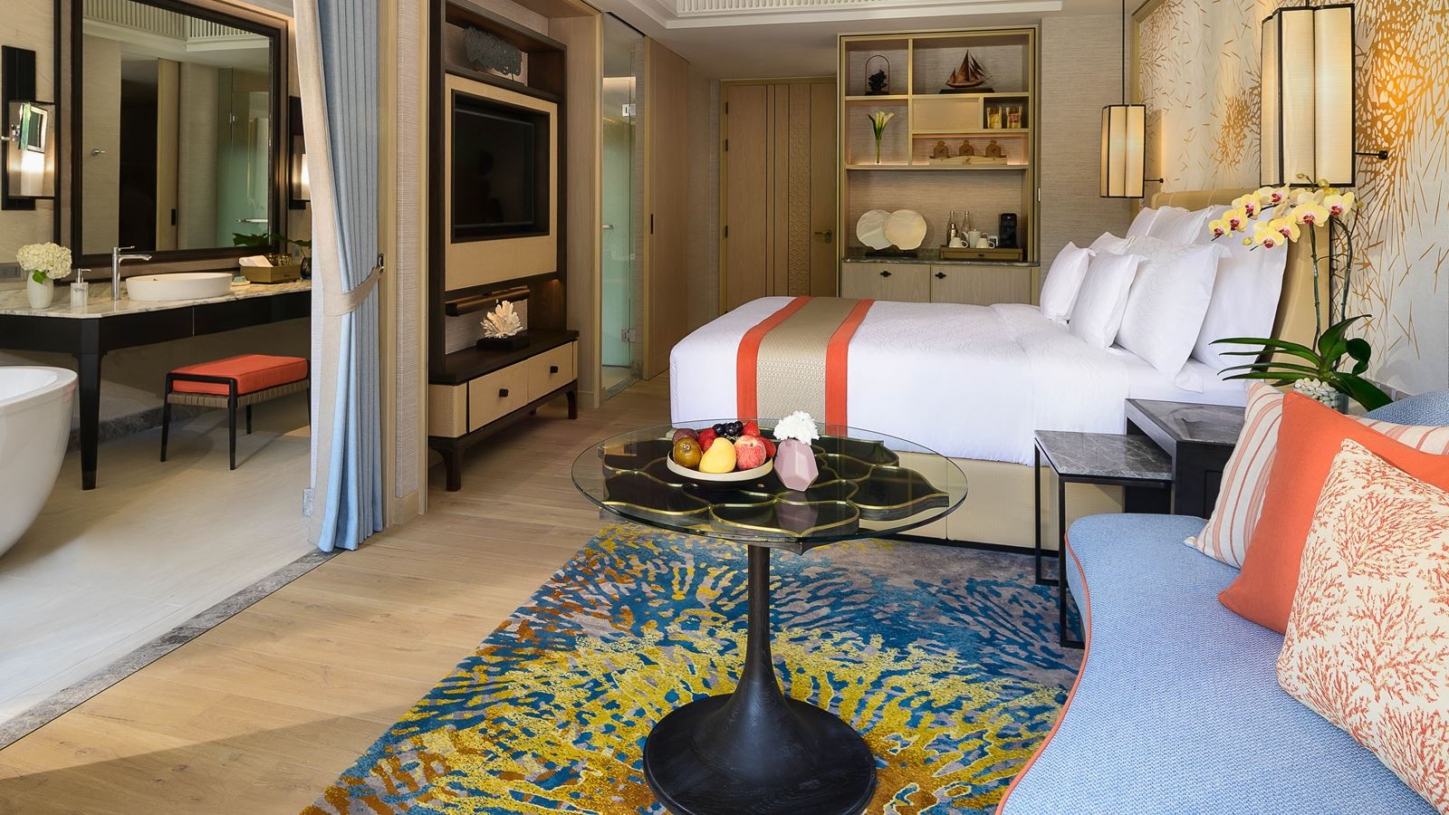 rooms-classic-pool-view-room