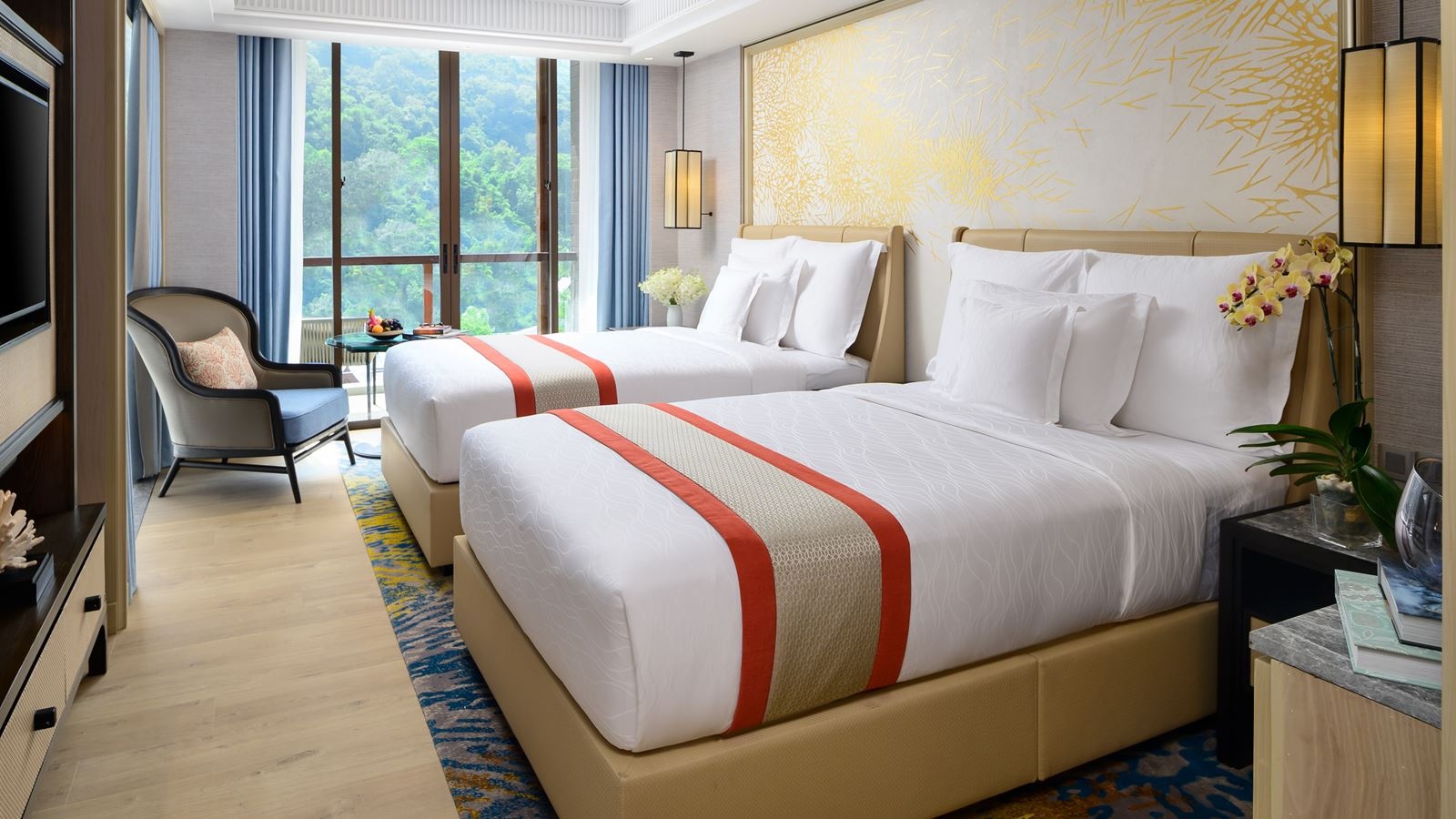 rooms-classic-pool-view-room